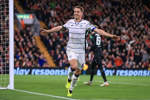 Football - UEFA Europa League - Quarter Final (1st Leg) - Liverpool v Atalanta 11th April 2024 - UEFA Europa League - Quarter Final (1st Leg) - Liverpool v Atalanta - Mario Pasalic of Atalanta celebrates scoring their 3rd goal - Photo: Simon Stacpoole Offside. Liverpool UK Copyright: xSimonxStacpoolexOffside