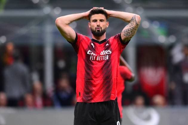 Olivier Giroud of AC Milan look on, first leg match round of 8 of UEFA Europa League, AC Milan-AS Roma, San Siro Stadium, April 11, 2024, Milan, Italy.