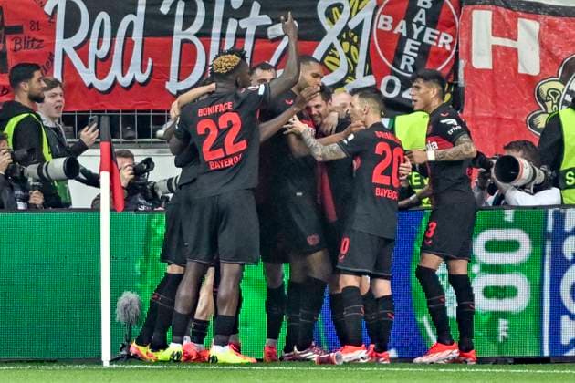 Jonas Hofmann ( 7, Bayer Leverkusen) jubelt nach dem Tor zum 1:0 mit der Mannschaft 11.04.2024 Fussball Europa League, Bayer 04 Leverkusen vs West Ham United, BayArena, Leverkusen, NRW Germany