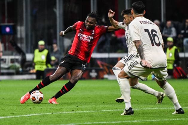 Rafael Leao of AC Milan during the UEFA Europa League Semi finals first leg match between AC Milan and AS Roma on Avril 11, 2024 at Giuseppe Meazza San Siro Siro stadium in Milan, Italy. Credit: Tiziano Ballabio  Copyright: xTizianoxBallabio IPAxSportx xipax xx IPA_45067100 IPA_Agency_IPA45067100