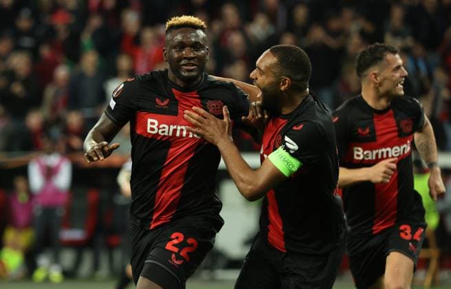 Victor Boniface (Bayer), Jonathan Tah (Bayer), Granit Xhaka (Bayer), UEFA Europa League, Viertelfinale, Hinspiel, Bayer 04 Leverkusen vs West Ham United, Leverkusen, Deutschland, 11.04.2024.