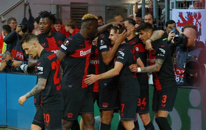 Torjubel 1-0 mit Victor Boniface (Bayer) und Jonas Hofmann (Bayer), UEFA Europa League, Viertelfinale, Hinspiel, Bayer 04 Leverkusen vs West Ham United, Leverkusen, Deutschland, 11.04.2024.