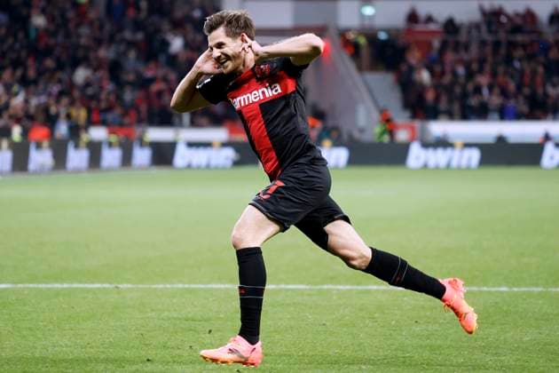 HOFMANN Jonas Team Bayer 04 Leverkusen jubelt nach seinem Tor zum 1 : 0 mit seiner Mannschaft vor dem Spiel UEFA Europa League Saison 2023 - 2024 Viertelfinale Spiel Bayer 04 Leverkusen - West Ham United FC 2 : 0 am 11.04. 2024 in Leverkusen DFL REGULATIONS PROHIBIT ANY USE OF PHOTOGRAPHS as IMAGE SEQUENCES and or QUASI-VIDEO Copyright: xLacixPerenyix