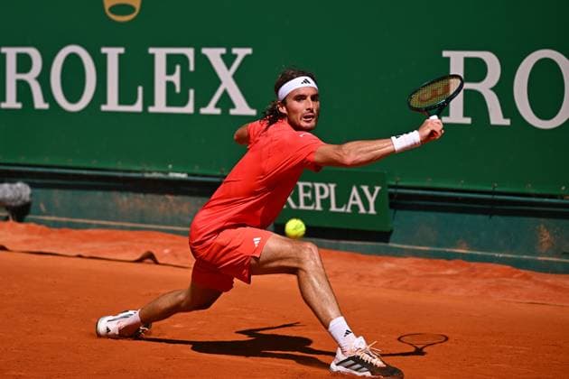 Monaco Rolex Masters Stefanos Tsitsipas (GRE) during his second round match at the Monaco Rolex Masters in Monte Carlo, on April, 11, 2024. Photo by Corinne Dubreuil ABACAPRESS.COM Monaco Monaco  Copyright: xDubreuilxCorinne ABACAx