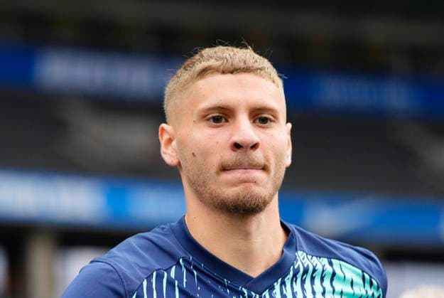 Germany, Berlin, 12.04.2024, Olympic Stadium, Hertha BSC vs FC Hansa Rostock - 2. Bundesliga, Marton Dardai (Hertha Berlin) looks on Berlin Olympic Stadium Berlin Germany