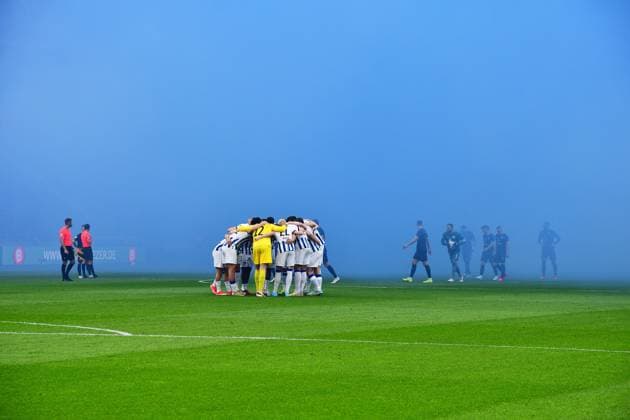 Pyrotechnik, Fans FC Hansa Rostock, GER, Hertha BSC vs. FC Hansa Rostock, Fussball Herren, 2. Bundesliga, Saison 2023 2024, 29. Spieltag, 12.04.2024. (DFL REGULATIONS PROHIBIT ANY USE OF PHOTOGRAPHS AS IMAGE SEQUENCES AND OR QUASI - VIDEO). GER, Hertha BSC vs. FC Hansa Rostock, Fussball Herren, 2. Bundesliga, Saison 2023 2024, 29. Spieltag, 12.04.2024. Berlin