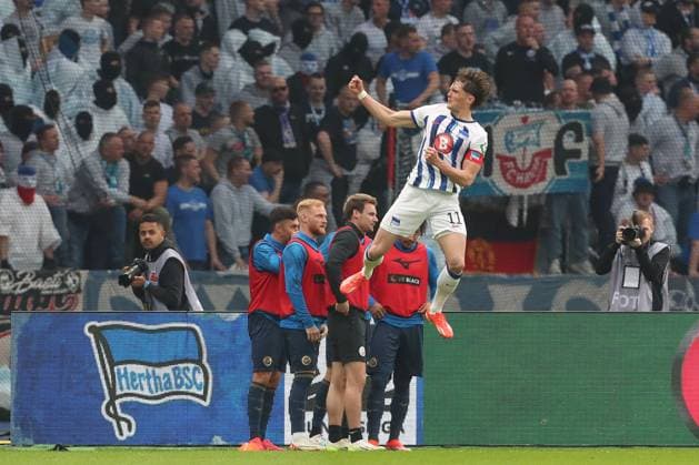 12.04.2024, xtgx, Fussball 2. Bundesliga, Hertha BSC - Hansa Rostock emspor, v.l. Fabian Reese (Hertha, 11) Jubel, Torjubel, jubelt ueber das Tor, celebrate the goal, celebration (DFL DFB REGULATIONS PROHIBIT ANY USE OF PHOTOGRAPHS as IMAGE SEQUENCES and or QUASI-VIDEO) Berlin