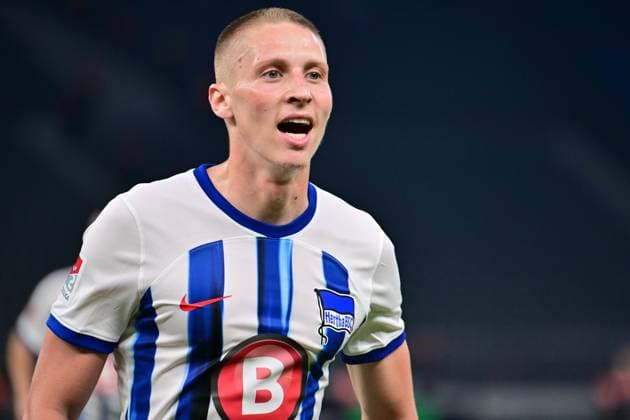 Palko Dardai (Hertha BSC, 27) jubelt ueber sein Tor zum 3:0, GER, Hertha BSC vs. FC Hansa Rostock, Fussball Herren, 2. Bundesliga, Saison 2023 2024, 29. Spieltag, 12.04.2024. (DFL REGULATIONS PROHIBIT ANY USE OF PHOTOGRAPHS AS IMAGE SEQUENCES AND OR QUASI - VIDEO). GER, Hertha BSC vs. FC Hansa Rostock, Fussball Herren, 2. Bundesliga, Saison 2023 2024, 29. Spieltag, 12.04.2024. Berlin