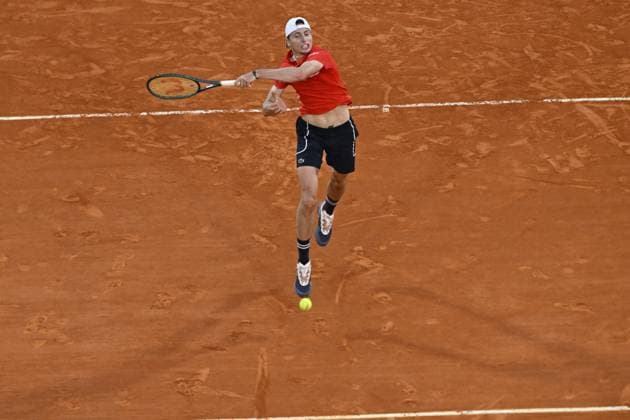 Tennis - Rolex Monte Carlo 2024 - ATP, Tennis Herren - Ugo Humbert - France TENNIS - Rolex Monte Carlo 2024 - MC - 12 04 2024 ChrysleneCaillaud Panoramic 