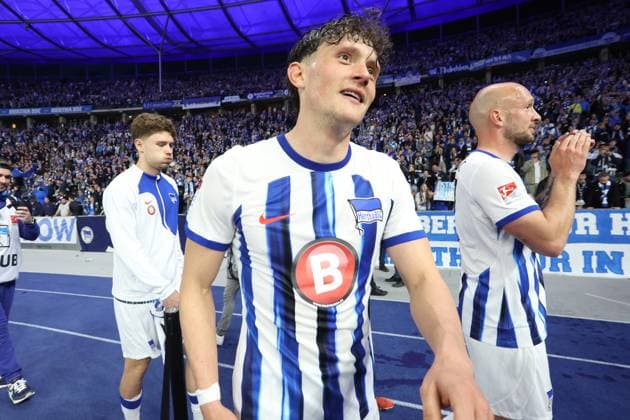 DEU, DFL, 2. FBL, Hertha BSC vs. Hansa Rostock, 12.04.2024, Berliner Olympiastadion, Berlin, DEU, DFL, 2. FBL, Hertha BSC vs. Hansa Rostock, im Bild Fabian Reese (Hertha BSC Berlin 11) DFL - regulations prohibit any use of Photographs as image sequences and or quasi-video Foto: Juergen Engler nordphoto GmbH