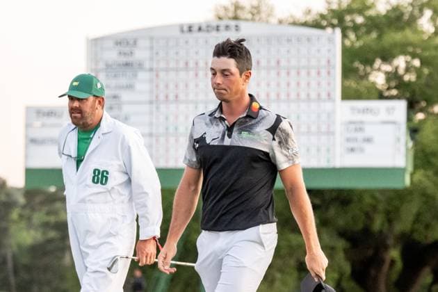 240412 Viktor Hovland of Norway looks dejected on the 18th green after the second round of the 2024 Masters Golf Tournament on April 12, 2024 in Augusta. Photo: Petter Arvidson BILDBYRAN kod PA PA0793 bbeng golf masters the masters Augusta us masters depp Copyright: PETTERxARVIDSON BB240412PA084