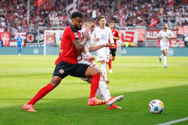 13.04.2024, xavx, Fussball 2.Bundesliga, SV Wehen Wiesbaden - Fortuna Düsseldorf emspor, v.l. Martin Angha (SV Wehen Wiesbaden), Christos Tzolis (Fortuna Düsseldorf) (DFL DFB REGULATIONS PROHIBIT ANY USE OF PHOTOGRAPHS as IMAGE SEQUENCES and or QUASI-VIDEO) Wiesbaden