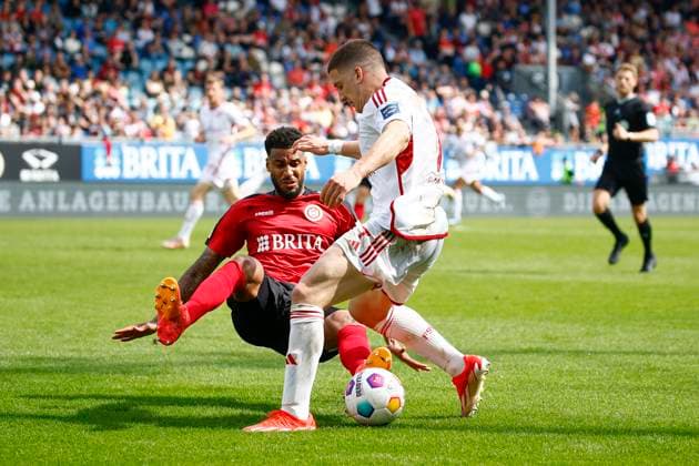 13.04.2024, xavx, Fussball 2.Bundesliga, SV Wehen Wiesbaden - Fortuna Düsseldorf emspor, v.l. Martin Angha (SV Wehen Wiesbaden), Christos Tzolis (Fortuna Düsseldorf) (DFL DFB REGULATIONS PROHIBIT ANY USE OF PHOTOGRAPHS as IMAGE SEQUENCES and or QUASI-VIDEO) Wiesbaden