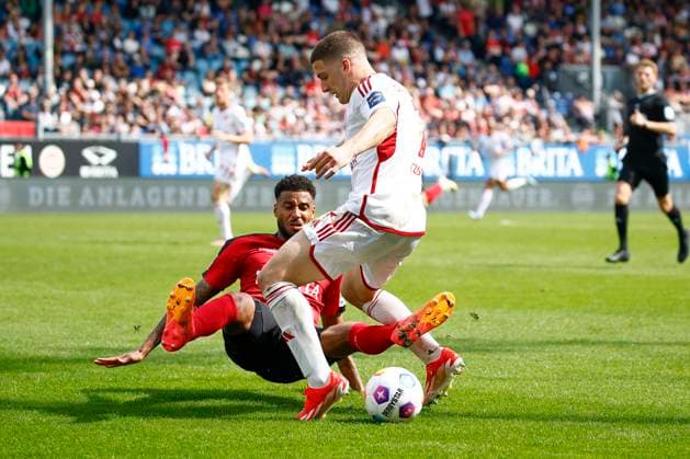 13.04.2024, xavx, Fussball 2.Bundesliga, SV Wehen Wiesbaden - Fortuna Düsseldorf emspor, v.l. Martin Angha (SV Wehen Wiesbaden), Christos Tzolis (Fortuna Düsseldorf) (DFL DFB REGULATIONS PROHIBIT ANY USE OF PHOTOGRAPHS as IMAGE SEQUENCES and or QUASI-VIDEO) Wiesbaden