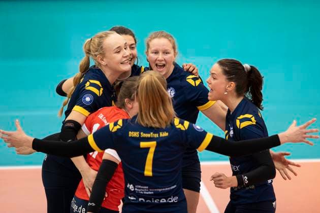 2. Bundesliga Frauen Pro: Schwarz-Weiss Erfurt vs. DSHS SnowTrex Köln; 13.04.2024 Jubel (DSHS SnowTrex Köln) 2. Bundesliga Frauen Pro: Schwarz-Weiss Erfurt vs. DSHS SnowTrex Köln; Riethsporthalle Erfurt; 13.04.2024 Copyright: xBEAUTIFULxSPORTS Duehringx