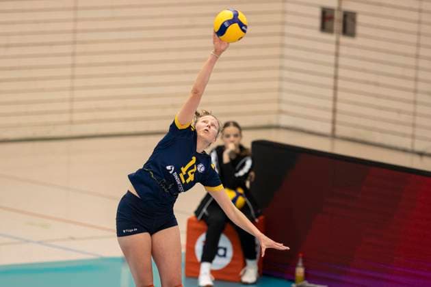2. Bundesliga Frauen Pro: Schwarz-Weiss Erfurt vs. DSHS SnowTrex Köln; 13.04.2024 Viola Torliene ( 14; DSHS SnowTrex Köln) 2. Bundesliga Frauen Pro: Schwarz-Weiss Erfurt vs. DSHS SnowTrex Köln; Riethsporthalle Erfurt; 13.04.2024 Copyright: xBEAUTIFULxSPORTS Duehringx