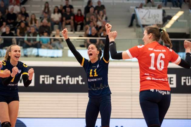 2. Bundesliga Frauen Pro: Schwarz-Weiss Erfurt vs. DSHS SnowTrex Köln; 13.04.2024 Jubel, Annika Stenchly ( 11; DSHS SnowTrex Köln) 2. Bundesliga Frauen Pro: Schwarz-Weiss Erfurt vs. DSHS SnowTrex Köln; Riethsporthalle Erfurt; 13.04.2024 Copyright: xBEAUTIFULxSPORTS Duehringx