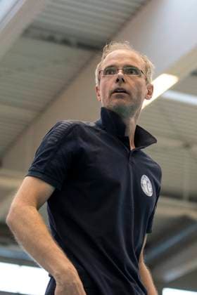 2. Bundesliga Frauen Pro: Schwarz-Weiss Erfurt vs. DSHS SnowTrex Köln; 13.04.2024 Jimmy Czimek (Trainer; DSHS SnowTrex Köln) 2. Bundesliga Frauen Pro: Schwarz-Weiss Erfurt vs. DSHS SnowTrex Köln; Riethsporthalle Erfurt; 13.04.2024 Copyright: xBEAUTIFULxSPORTS Duehringx