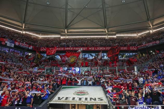 13.04.2024, Fussball, 2. Bundesliga, 29. Spieltag, Saison 2023 2024, FC Schalke 04 - 1. FC Nuernberg, Fans des 1. FC Nürnberg Gelsenkirchen Veltins Arena NRW Deutschland xRHR-FOTO TRx