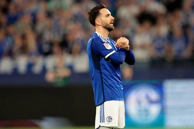Kenan Karaman (FC Schalke 04) freut sich über sein Tor zum 1:0 beim Spiel der 2. BL (Saison 2023 24) FC Schalke 04 - 1. FC Nürnberg. Copyright: Thomas Pakusch