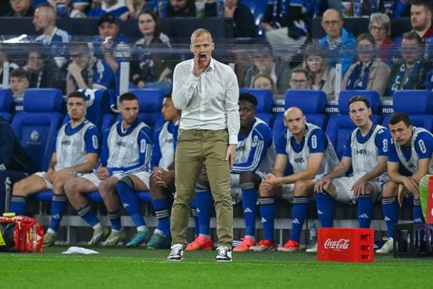 13.04.2024, Fussball, 2. Bundesliga, 29. Spieltag Saison 2023 2024, FC Schalke 04 - 1. FC Nuernberg, Trainer Karel Geraerts (FC Schalke 04) xRHR-FOTO TKx