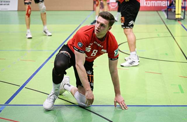 Volleyball 2. Bundesliga Saison 2023 2024 TV Rottenburg - TV Buehl 13.04.2024 Enttaeuschung TV Rottenburg; Niklas Lichtenauer