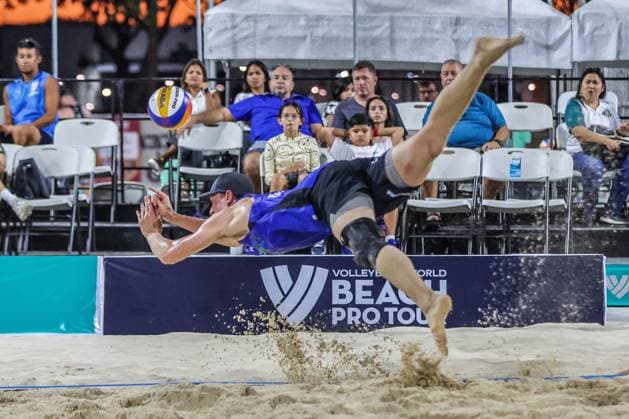 (240414) -- LAGUNA PROVINCE, April 14, 2024 -- Germany s Robin Sowa saves the ball during the men s quarterfinals match between Krystof Jan Oliva Vaclav Kurka of Czech Republic and Robin Sowa Maximilian Just of Germany at the Volleyball World Beach Pro Tour Futures in Laguna Province, the Philippines, April 13, 2024. ) (SP)THE PHILIPPINES-LAGUNA PROVINCE Beach volleyball, Beachvolleyball BEACH PRO TOUR FUTURES-QUARTERFINALS ROUELLExUMALI 
