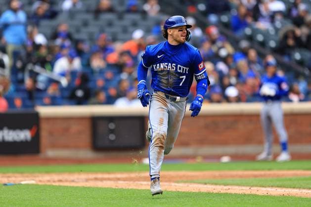 MLB, Baseball Herren, USA Kansas City Royals Vs New York Mets Kansas City Royals Bobby Witt Jr. 7 is batting during the sixth inning of a baseball game against the New York Mets at Citi Field in New York City, New York, on April 13, 2024. New York N.Y. United States  Copyright: xGordonxDonovanx originalFilename:donovan-kansasci240413_nphvD.jpg