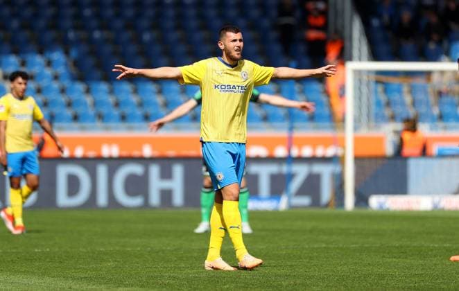 Braunschweig vs. Hannover, 2. BL Braunschweig, 14.04.2024, FUßBALL - Eintracht Braunschweig vs. Hannover 96, 2. BL, Saison 2023 24. Hasan Kurucay (Eintracht Braunschweig) Braunschweig