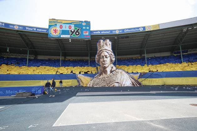 14.04.2024, xtgx, Fussball 2. Bundesliga, Fussball 2. Bundesliga, Eintracht Braunschweig - Hannover 96 emspor, v.l. Choreografie Eintracht Brausnchweig (DFL DFB REGULATIONS PROHIBIT ANY USE OF PHOTOGRAPHS as IMAGE SEQUENCES and or QUASI-VIDEO) Braunschweig