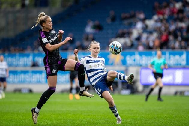 Sport Themen der Woche KW15 Sport Bilder des Tages GOOGLE PIXEL Frauen Bundesliga: MSV Duisburg - FC Bayern München, 14.04.2024 Paula Flach (MSV Duisburg, 5), Giulia Gwinn (FC Bayern München, 7) GOOGLE PIXEL Frauen Bundesliga: MSV Duisburg - FC Bayern München, Schauinsland-Reisen-Arena, Duisburg, 14.04.2024 DFB DFL REGULATIONS PROHIBIT ANY USE OF PHOTOGRAPHS AS IMAGE SEQUENCES AND OR QUASI-VIDEO *** GOOGLE PIXEL Womens Bundesliga MSV Duisburg FC Bayern Munich, 14 04 2024 Paula Flach MSV Duisburg, 5 , Giulia Gwinn FC Bayern Munich, 7 GOOGLE PIXEL Womens Bundesliga MSV Duisburg FC Bayern Munich, Schauinsland Reisen Arena, Duisburg, 14 04 2024 DFB DFL REGULATIONS PROHIBIT ANY USE OF PHOTOGRAPHS AS IMAGE SEQUENCES AND OR QUASI VIDEO Copyright: xBEAUTIFULxSPORTS Buriakovx