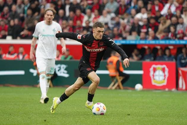 Sport Bilder des Tages Fussball, 1 Bundesliga, Saison 2023 2024, Bayer 04 Leverkusen- SV Werder Bremen , 14.04.2024, Bayarena Leverkusen Florian Wirtz Bayer 04 Leverkusen , Aktion, Einzelbild *** Football, 1 Bundesliga, Season 2023 2024, Bayer 04 Leverkusen SV Werder Bremen , 14 04 2024, Bayarena Leverkusen Florian Wirtz Bayer 04 Leverkusen , Action, Single image