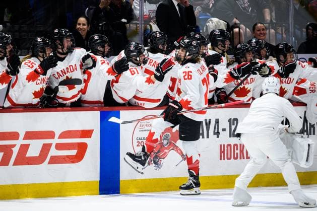 240414 Emily Clark of Canada celebrates scoring 4-4 during the 2024 IIHF Women s World Championship, WM, Weltmeisterschaft final between USA and Canada on April 14, 2024 in Utica. Photo: Aron Broman BILDBYRAN COP 341 AM0053 ishockey Ice hockey, Eishockey vm dam 2024 iihf womens world championship dam vm ishockey vm final usa canada kanada women bbeng jubel Copyright: ARONxBROMAN BB240414AM113