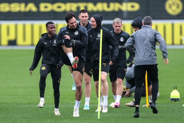 15.04.2024, Fussball, Saison 2023 2024, UEFA Champions League, UCL, Abschlusstraining, Borussia Dortmund - Atletico Madrid, v. l. Youssoufa Moukoko (Borussia Dortmund), Mats Hummels (Borussia Dortmund), Niklas Süle (Borussia Dortmund), Marius Wolf (Borussia Dortmund), Julian Ryerson (Borussia Dortmund), Karim Adeyemi (Borussia Dortmund), Dortmund Signal Iduna Park NRW Deutschland xRHR-FOTO DEx Copyright: DennisxEwert RHR-FOTOx RHR-FOTO DE