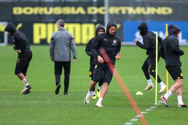 15.04.2024, Fussball, Saison 2023 2024, UEFA Champions League, UCL, Abschlusstraining, Borussia Dortmund - Atletico Madrid, v. l. Felix Nmecha (Borussia Dortmund), Dortmund Signal Iduna Park NRW Deutschland xRHR-FOTO DEx Copyright: DennisxEwert RHR-FOTOx RHR-FOTO DE