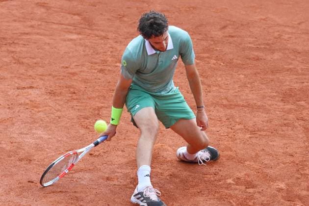 Dominic Thiem (AUT) am Ball, Sand Tennis BMW Open 2024 15.04.2004 München FOTO: Mladen Lackovic LakoPress