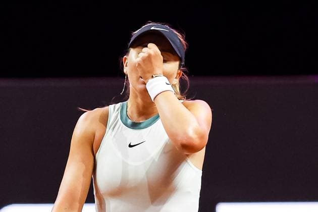 Paula Badosa (ESP) win the match, gewinnt den Match gegen Diana Shnaider Siegesfaust und Jubel bei Paula Badosa Paula Badosa vs Diana Shnaider GER Porsche Tennis Grand Prix GP Stuttgart 2024, Porsche-Arena, 15.04.2024 GER Porsche Tennis Grand Prix GP Stuttgart 2024 Porsche-Arena, 15.04.2024 Stuttgart Copyright: xEibner-Pressefoto RogerxBuerkex EP