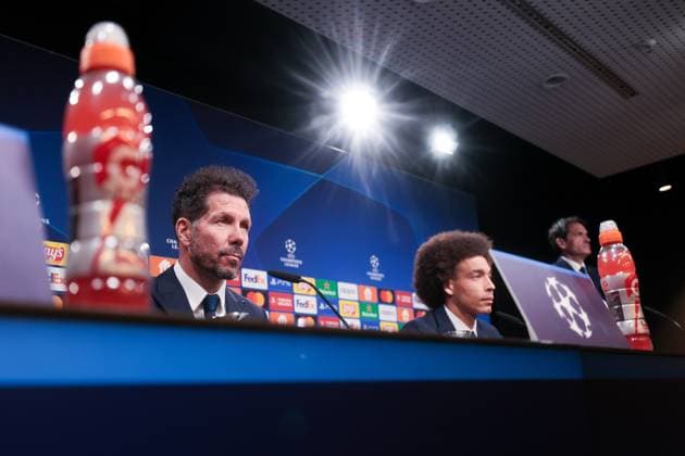 15.04.2024, Fussball, Saison 2023 2024, UEFA Champions League, UCL, Pressekonferenz, Borussia Dortmund - Atletico Madrid, Pressekonferenz mit v. l. Trainer Diego Simeone (Atletico Madrid), Axel Witsel (Atletico Madrid), Dortmund Signal Iduna Park NRW Deutschland xRHR-FOTO DEx Copyright: DennisxEwert RHR-FOTOx RHR-FOTO DE