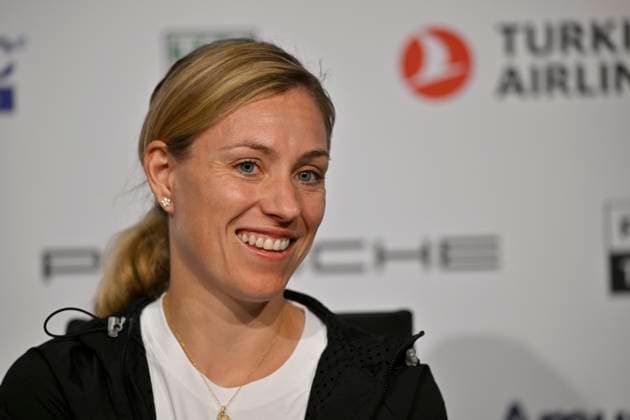 Angelique Kerber (GER) im Interview Tennis Damen Porsche-Cup Porsche Tennis Grand Prix GP Stuttgart 2024 Porsche Arena 16.04.2024 DFL REGULATIONS PROHIBIT ANY USE OF PHOTOGRAPHS AS IMAGE SEQUENCES AND OR QUASI-VIDEO Porsche Tennis Grand Prix GP Stuttgart 2024