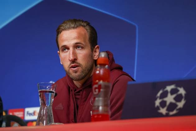 Harry Kane (FC Bayern Muenchen, 09) bei der Pressekonferenz, Internationale Pressekonferenz, FC Bayern Muenchen, Fussball, UEFA Champions League, Viertelfinale Rueckspiel, Saison 23 24, 16.04.2024, Internationale Pressekonferenz, FC Bayern Muenchen, Fussball, UEFA Champions League, Viertelfinale Rueckspiel, Saison 23 24, 16.04.2024 Muenchen Copyright: xEibner-Pressefoto JennixMaulx EP_JML