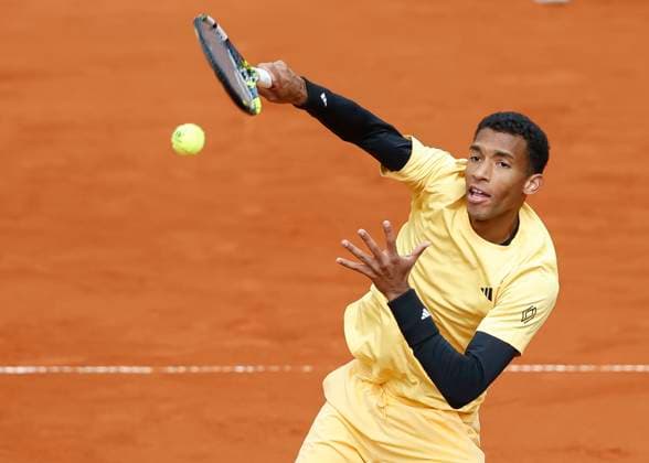 Felix Auger-Aliassime (CAN) Tennis - BMW Open 2024 - ATP, Tennis Herren - MTTC Iphitos - Munich - - Germany - 16 April 2024. Copyright: xJuergenxHasenkopfx