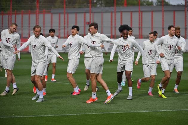 v.li:Eric DIER (Bayern Muenchen), Harry KANE (Bayern Muenchen), Minjae KIM (FC Bayern Muenchen), Thomas MUELLER (MÜLLER,Bayern Muenchen), Leon GORETZKA (Bayern Muenchen),Leroy SANE (Bayern Muenchen).Aktion. Abschlusstraining am 16.04.2024 vor dem Fussball Champions League Viertelfinale FC Bayern Muenchen - Arsenal London am 17.04.2024, A L L I A N Z A R E N A.