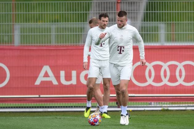 Fußball, Championsleague, 20240416, Abschlusstraining, FC Bayern München - FC Arsenal. Im Bild Eric DIER (FC Bayern München, 15) Dribbling Ball. München Trainingsgelände Säbener Str. 51 Bayern Deutschland Copyright: Passion2Press MarkusxFischerx