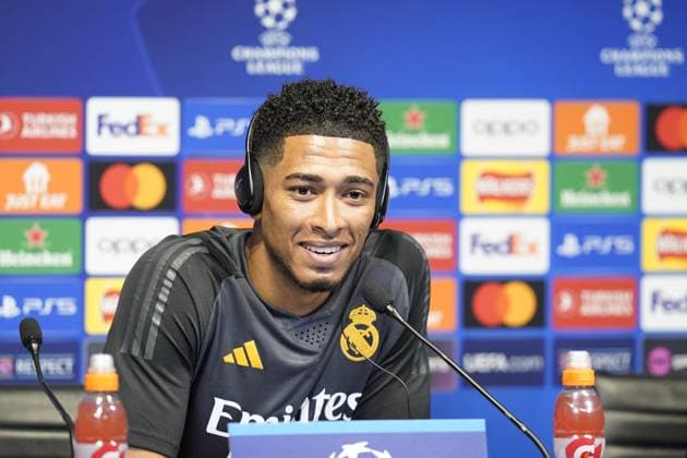 Manchester, England, 16th April 2024. Real Madrid player Jude Bellingham talks at a press conference, PK, Pressekonferenz prior to the Champions League match tomorrow at the Etihad Stadium, Manchester. Picture: Andrew Yates Sportimage EDITORIAL USE ONLY. No use with unauthorised audio, video, data, fixture lists, club league logos or live services. Online in-match use limited to 120 images, no video emulation. No use in betting, games or single club league player publications. SPI-3083-0023