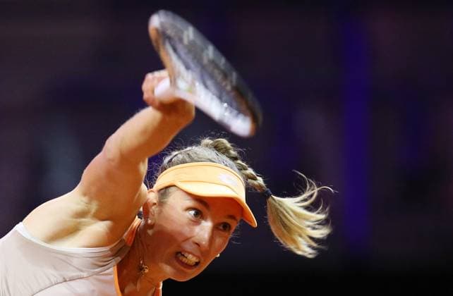 16.04.2024, Deutschland, Stuttgart, Porsche Tennis Grand Prix 2024, Elise Mertens BEL