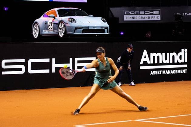 Tatjana Maria(GER) Tatjana Maria(GER) vs Ellise Mertens (BEL) GER Porsche Tennis Grand Prix GP Stuttgart 2024, Porsche-Arena, 16.04.2024 GER Porsche Tennis Grand Prix GP Stuttgart 2024 Porsche-Arena, 16.04.2024 Stuttgart Copyright: xEibner-Pressefoto RogerxBuerkex EP