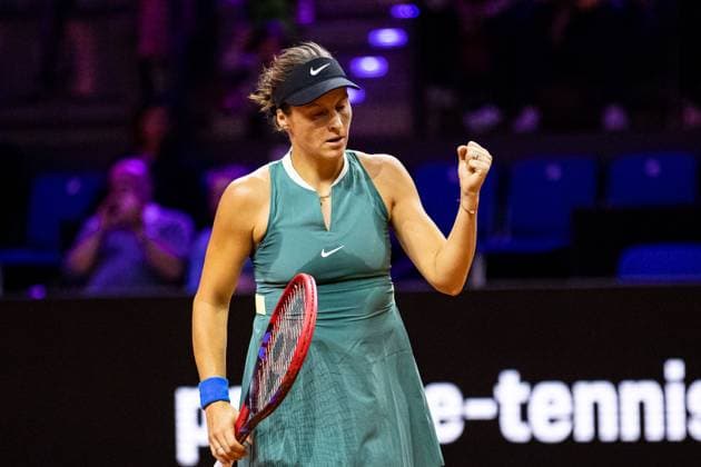 Tatjana Maria(GER) Tatjana Maria(GER) vs Ellise Mertens (BEL) GER Porsche Tennis Grand Prix GP Stuttgart 2024, Porsche-Arena, 16.04.2024 GER Porsche Tennis Grand Prix GP Stuttgart 2024 Porsche-Arena, 16.04.2024 Stuttgart Copyright: xEibner-Pressefoto RogerxBuerkex EP