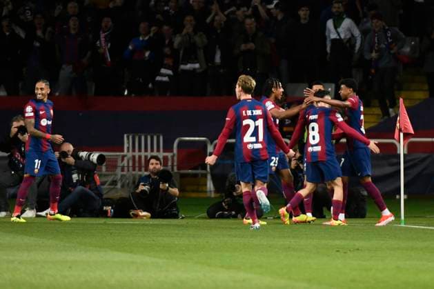 Celebration FCB quart de final retour de la Ligue des Champions opposant le FC Barcelona, Barca au Paris Saint Germain le 16 avril 2024 au Estadi Olimpic Lluis Companys a Barcelone, Espagne. FOOTBALL : FC Barcelone vs Paris Saint Germain - Ligue des Champions - 16 04 2024 ValentinaClaret Panoramic 