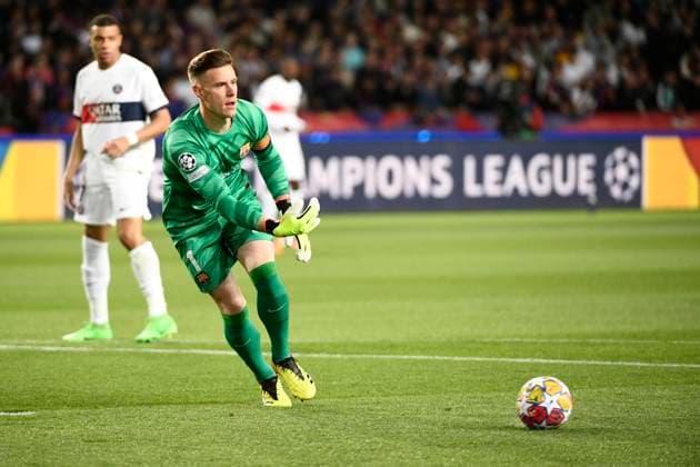 Marc-AndrÃ TER STEGEN (FCB) quart de final retour de la Ligue des Champions opposant le FC Barcelona, Barca au Paris Saint Germain le 16 avril 2024 au Estadi Olimpic Lluis Companys a Barcelone, Espagne. FOOTBALL : FC Barcelone vs Paris Saint Germain - Ligue des Champions - 16 04 2024 ValentinaClaret Panoramic 