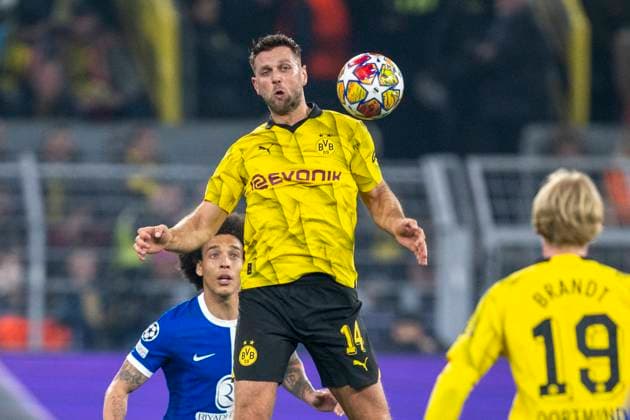 Fußball: Champions League. Rückspiel Viertelfinale, Borussia Dortmund - Atletico Madrid am 16.04.2024 im Signal-Iduna-Park: Dortmunds Niclas Füllkrug kämpft um den Ball. WICHTIGER HINWEIS: Gemäß den Vorgaben der UEFA ist es untersagt, in dem Stadion und oder vom Spiel angefertigte Fotoaufnahmen in Form von Sequenzbildern und oder videoähnlichen Fotostrecken zu verwerten bzw. verwerten zu lassen. Copyright: xKirchner DavidxInderliedx